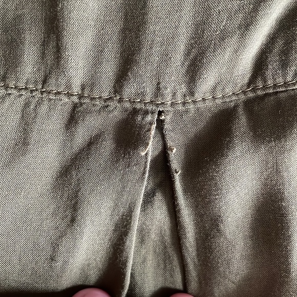 Super Lightweight Olive Green Zara Basic XS 100% Lyocell Soft - Picture 11 of 11